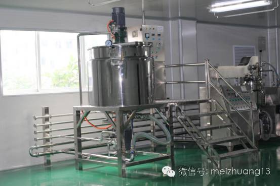 李钟硕朴信惠韩孝周cp感,李钟硕与韩孝珠的关系