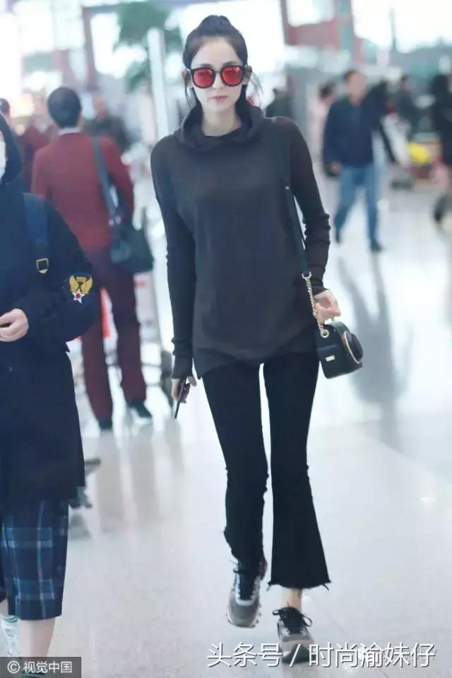 高圆圆杨幂冬季街拍look,杨幂同款回力鞋近期