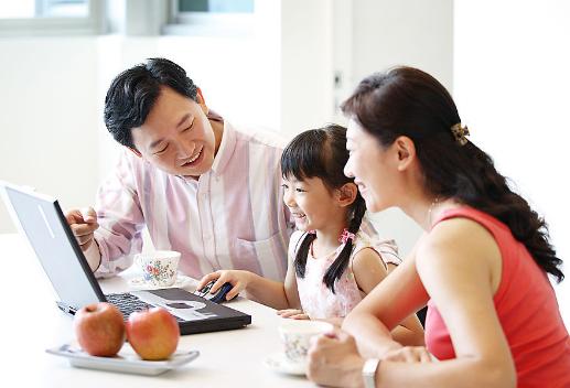 高邮小伙网吧一个月，网络成瘾源于家庭问题