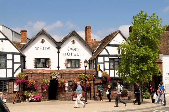 一代伊丽莎白女王号邮轮,伊丽莎白女王号豪华邮轮