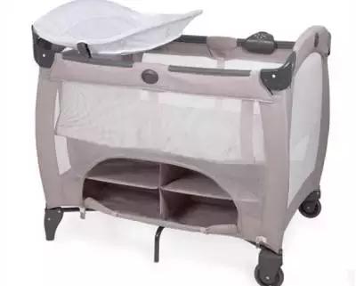 为宝宝挑选一款最合适的婴儿床,婴儿床到底怎么选