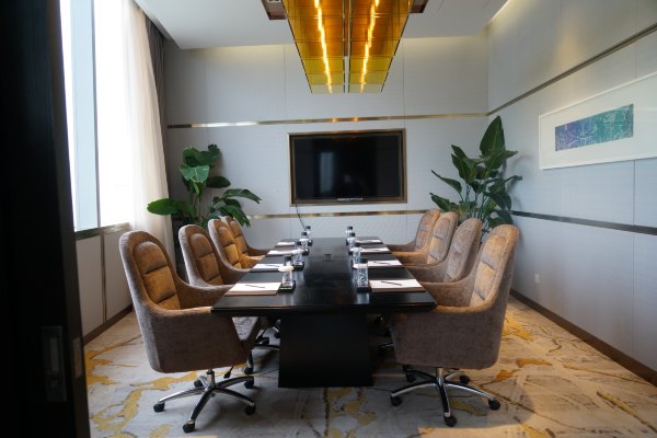 武汉依然繁华,武汉三个烟火气和浪漫的城市