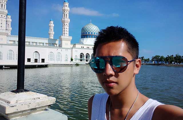 帅哥带你去日本旅游,仙本那个性旅拍婚纱照推荐