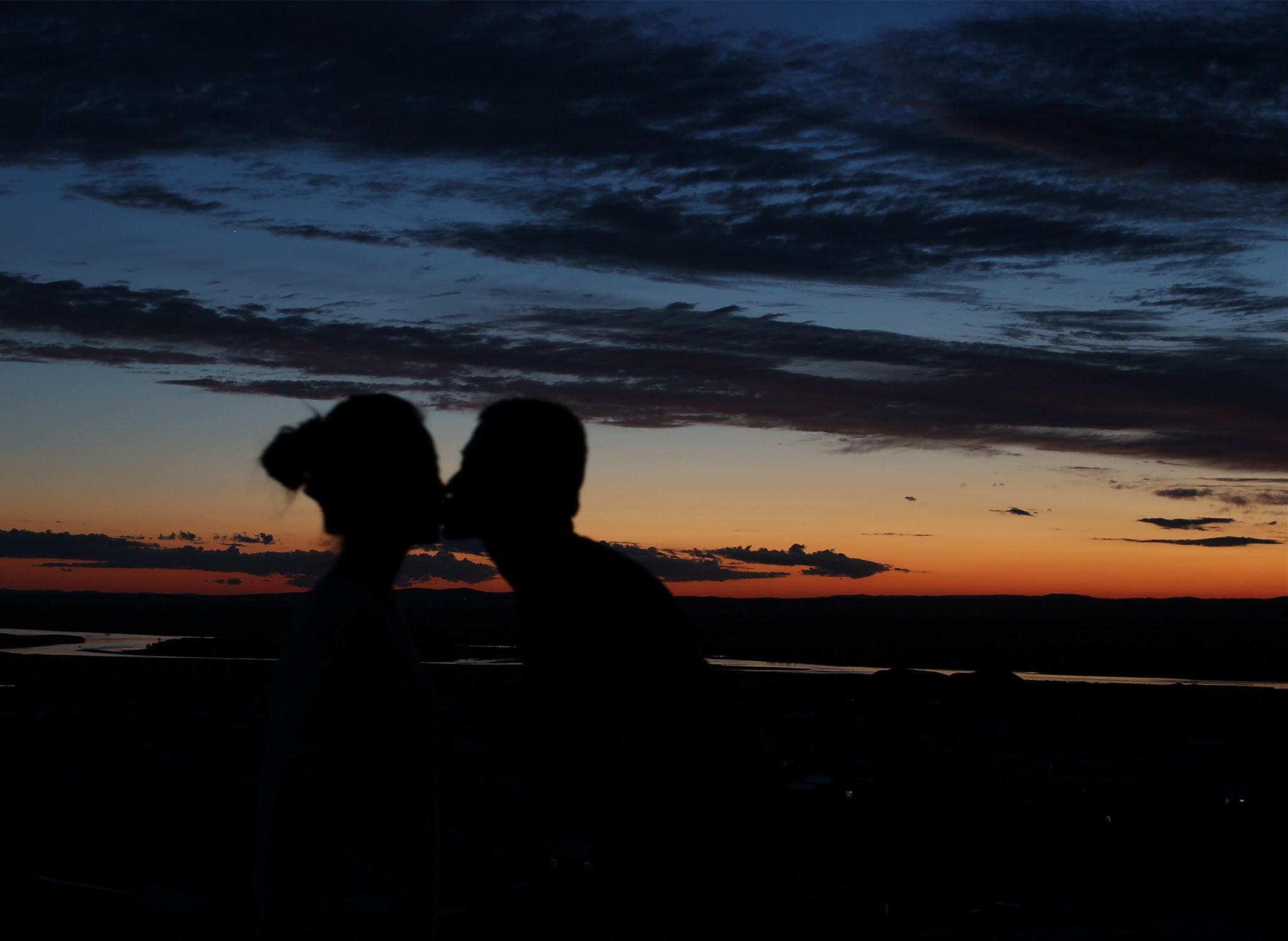 军嫂独守空房七年,军嫂每次回来都是独守空房