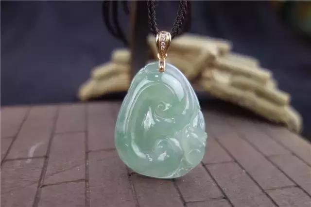 玉石玛瑙翡翠钻石,翡翠到钻石要多久