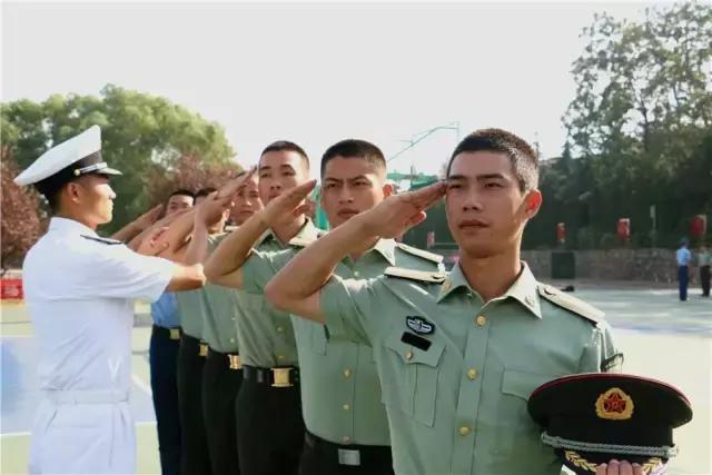 军校“老司机”，带你一同预热南政生活