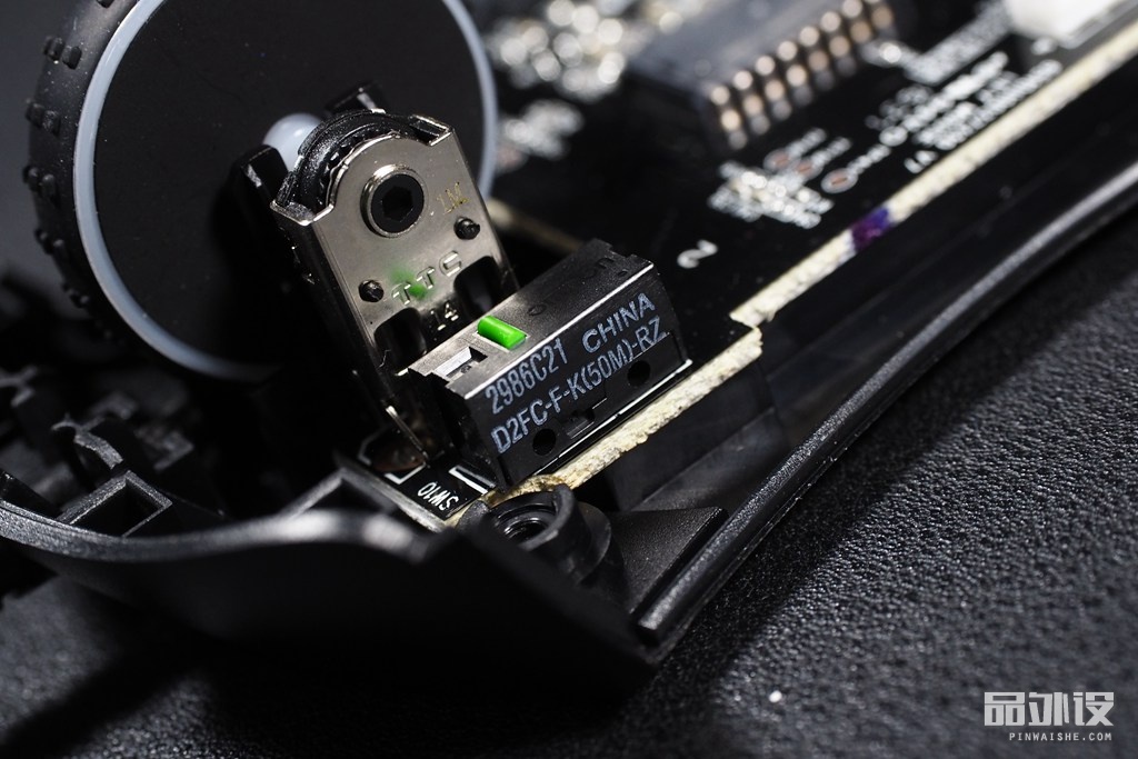 雷蛇3500dpi炼狱蝰蛇鼠标怎么拆,雷蛇razer炼狱蝰蛇v2鼠标调试