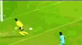 世界足球搞笑集锦top100,世界足球10大搞笑集锦