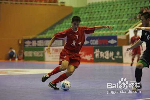 野球场上最实用过人的花式动作,球场上的奇葩gif