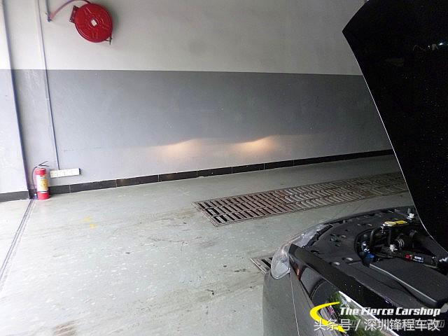 天生灯光不足唯有后天补救,长城C50升海拉五透镜、黄金眼雾灯