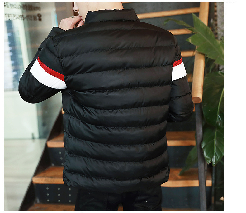 棒球领加厚棉服外套,冬日下的阳光型男