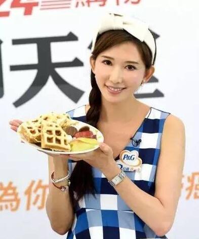 玻尿酸填充法令纹脸僵硬多久,打玻尿酸脸会僵硬吗