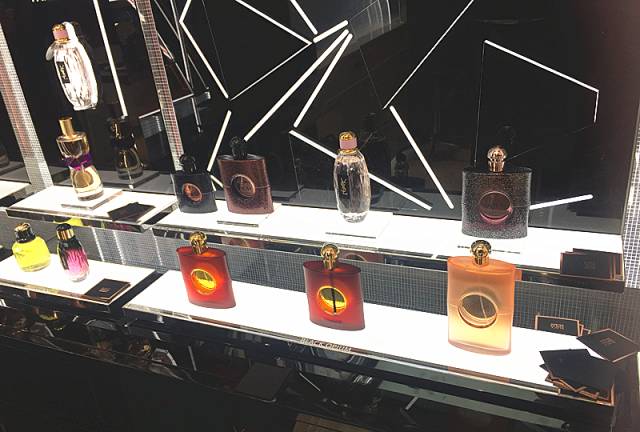 天津YSL彩妆专柜在哪,天津ysl口红专卖店