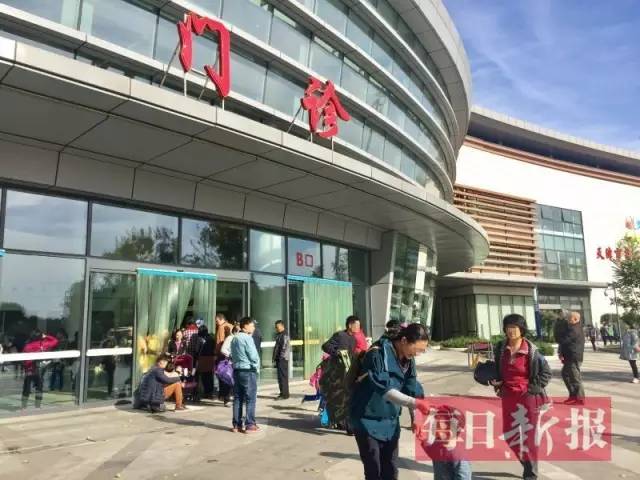 医院儿童看病爆满,儿童看病能去小诊所吗