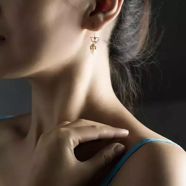 王鸥珠宝饰品图片,王鸥vintage首饰价格