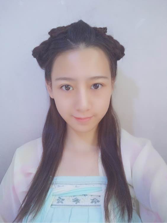 超简单的汉服发型教程,超简单汉服发型教程儿童