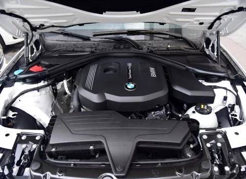 宝马318li买哪年值得入手,宝马3系318li值得入手吗