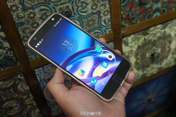 motoz投影模块如何使用,联想笔记本motoz怎么样