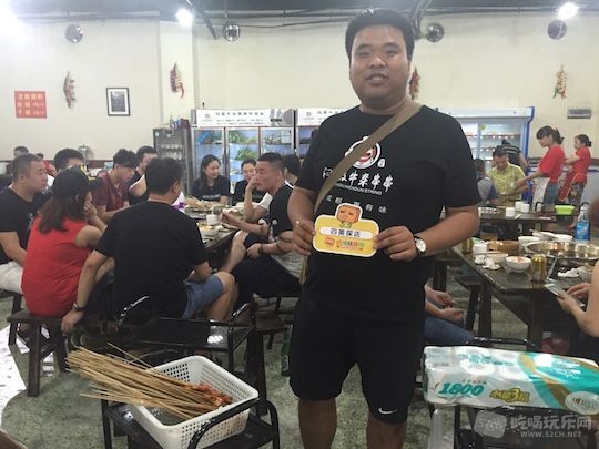 霸道！荤素只要3角！成都串串界的一匹黑马！