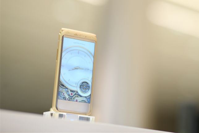 三星w2017翻盖手机是双卡全网通吗,三星翻盖手机w2019内存多大