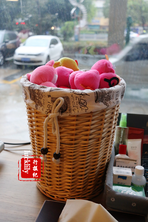 美豪丽致润发露,美豪丽致秋澄街店