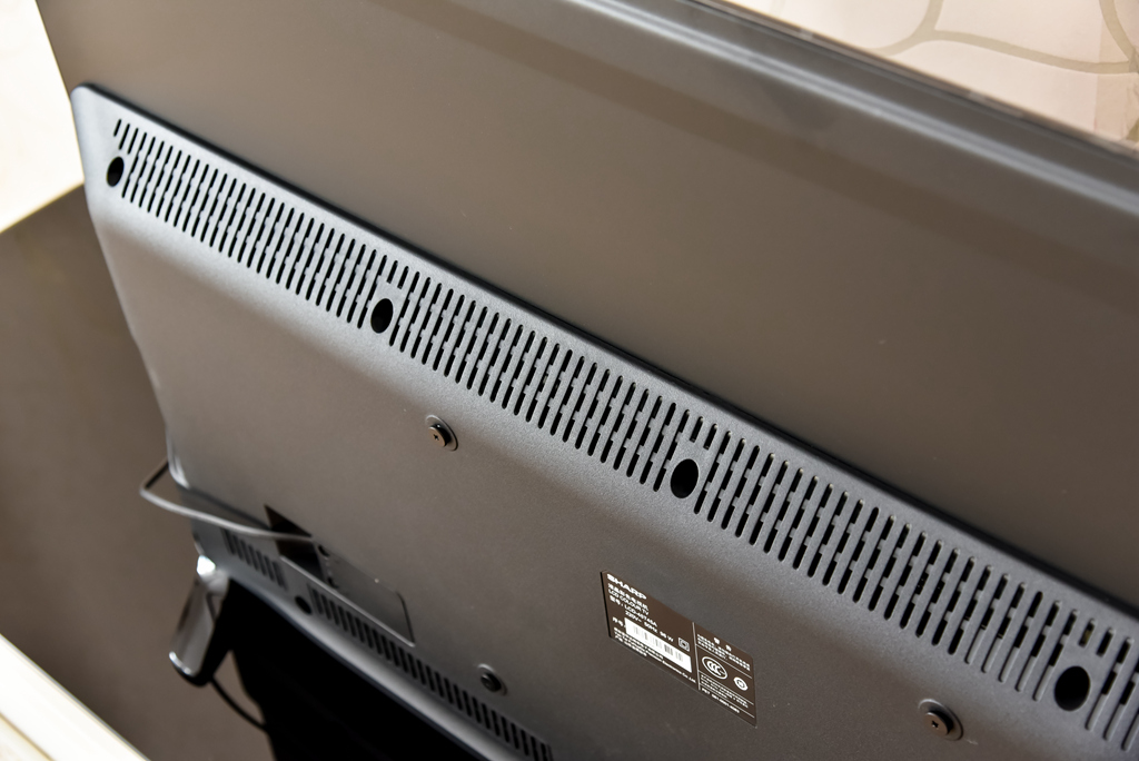 智能芯夏普屏—夏普清45英寸互联网电视体验