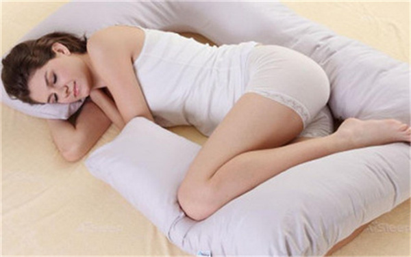 在家自然流产了对家里好不好,毫无防备自然流产了