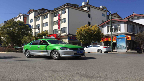 来自高老庄的朱博士春节对丽江的印象