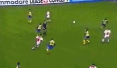 他与齐达内齐名，阿森纳最潇洒的前锋，将接班温格？