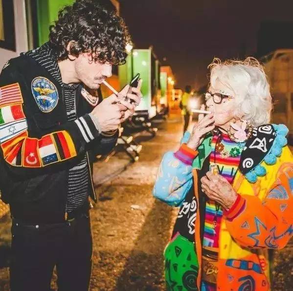 和潮人一起工作的感受,跟潮人做生意