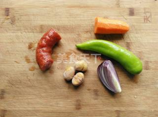 #信任之美#脆皮肠栗子焖饭