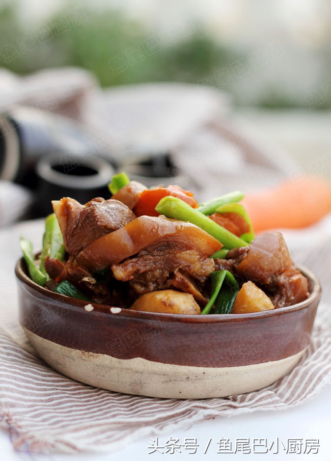 煮完羊肉锅里面羊膻味怎么去除,羊肉的羊膻味怎么除掉