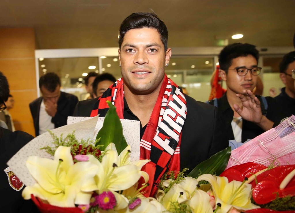 国内足球运动员转会费排行前20名,中超联赛佩莱