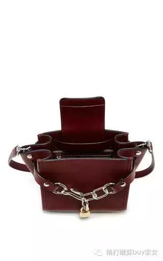 最实用的秋冬包包品牌推荐,今年最流行的大红色包包