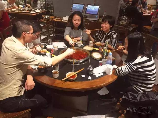 为一顿火锅跑成都是什么体验,一次为爱情说走就走的旅行