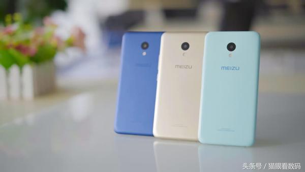 手机后盖材质主流回归玻璃,金属后盖和玻璃后盖优缺点