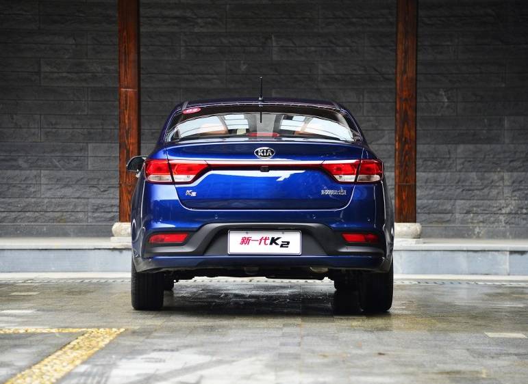 北京现代伊兰特起亚k2多少钱,起亚k2和现代酷派