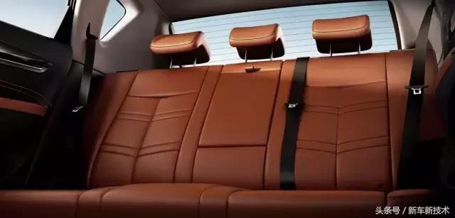 开宝马的和开奔驰的人,开宝马车一般什么档次的人