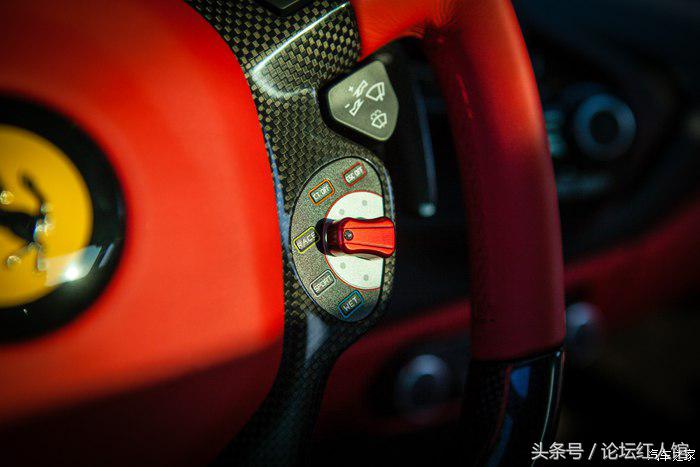 法拉利488评测重装上阵,法拉利488拆车视频