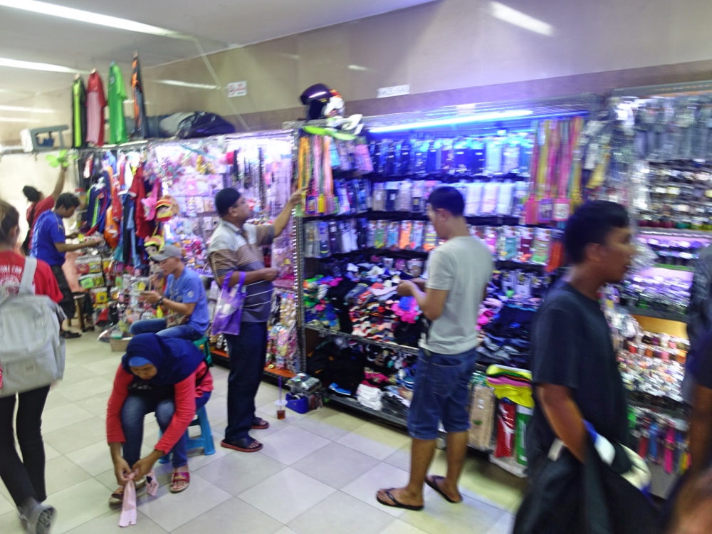 印尼首都雅加达危险吗,印尼巴厘岛安全吗