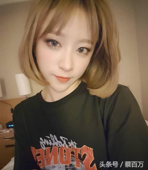 韩国戴眼镜的女明星,韩国女明星戴着眼镜