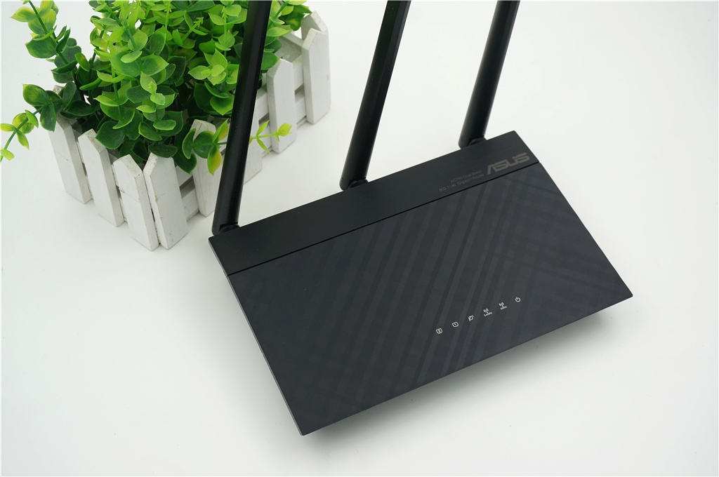 SRRC国家低辐射认证的路由器，华硕RT-AC53