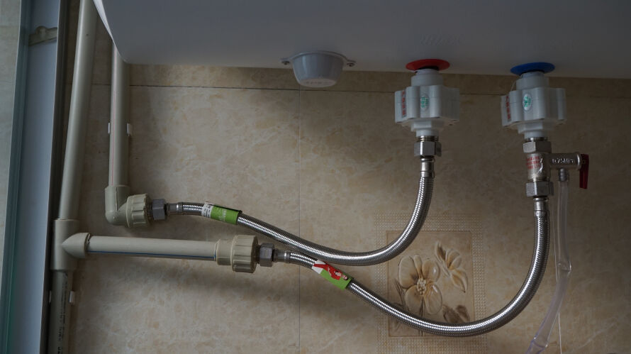 海信储水式电热水器安装教程,海信电热水器es60-c50li