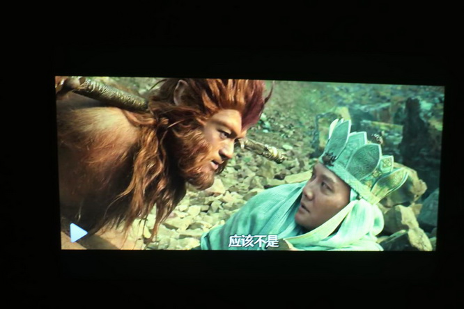 随身携带巨屏观影，神画小媚轻体验