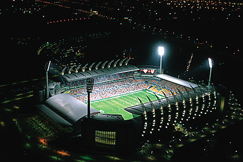 泰达足球场修缮重塑往日辉煌,重新改建后的泰达足球场