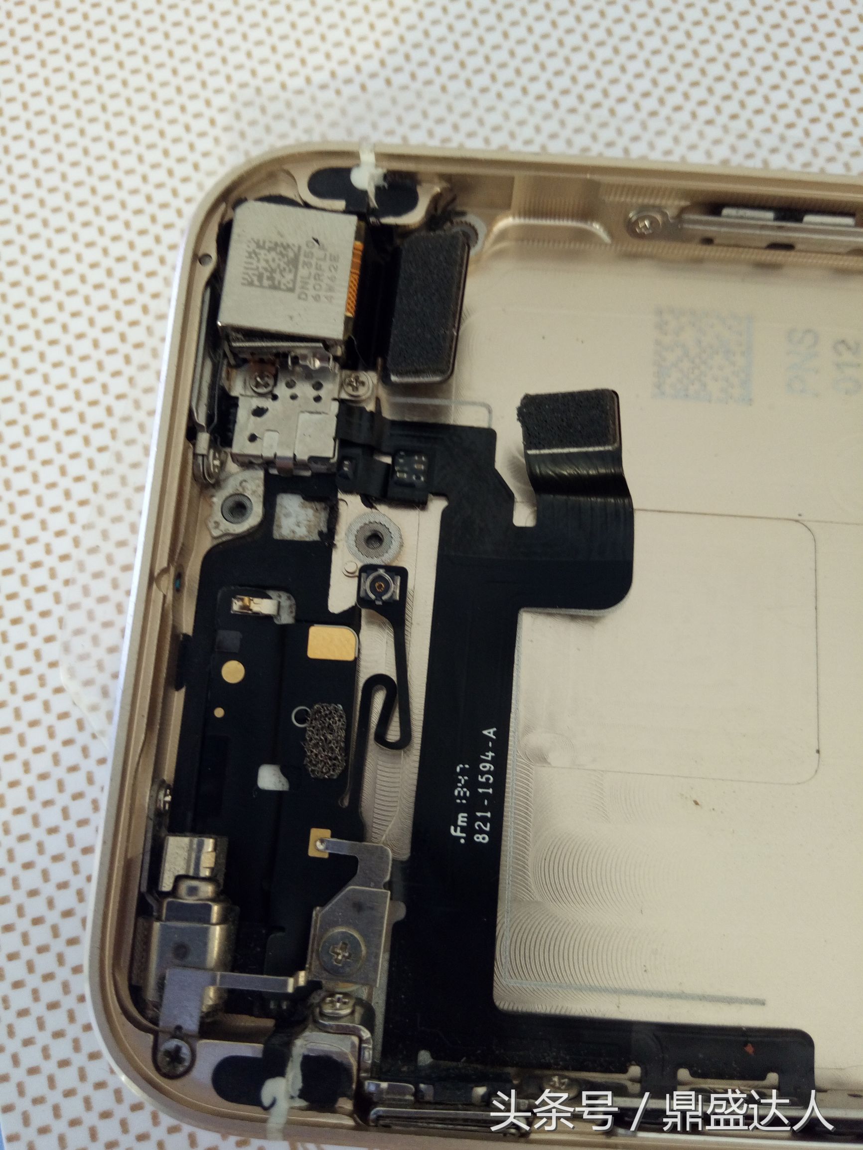 苹果5s拆机换壳视频教程,苹果5s拆机更换主板