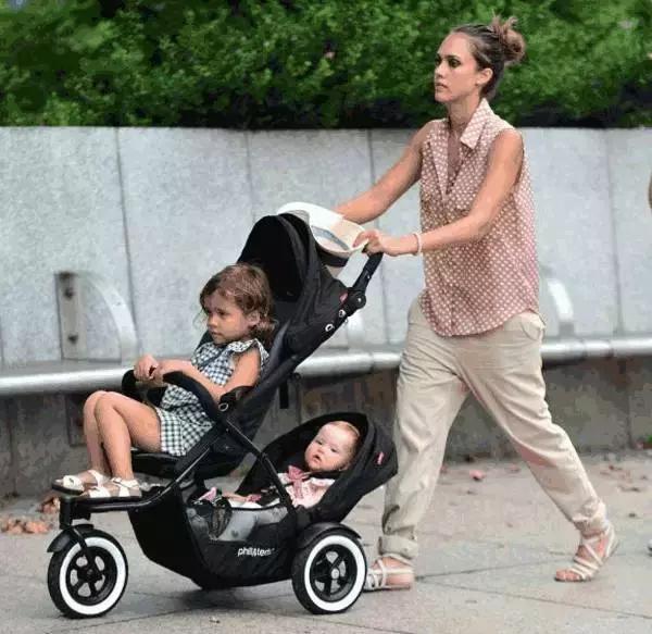 明星宝宝用什么推车,明星宝宝都用什么婴儿推车