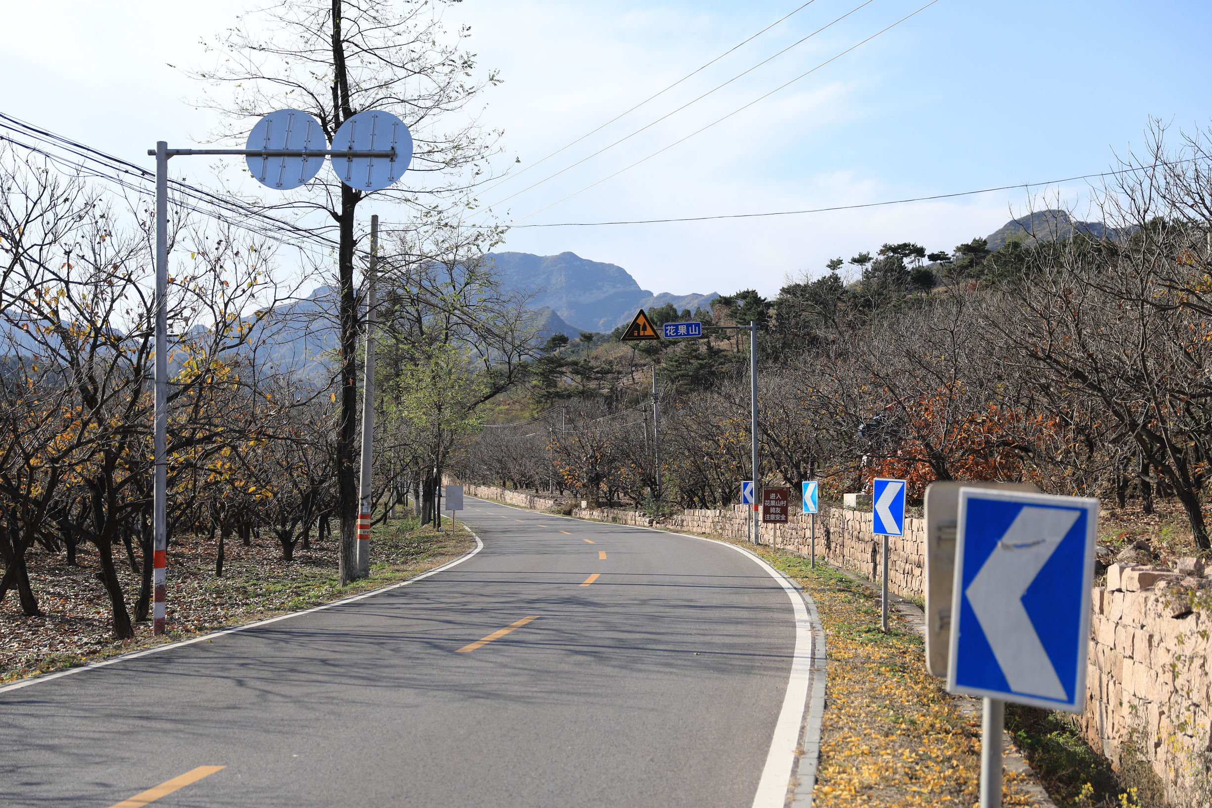 京郊自驾游好去处推荐蟒山,京郊水长城自驾游