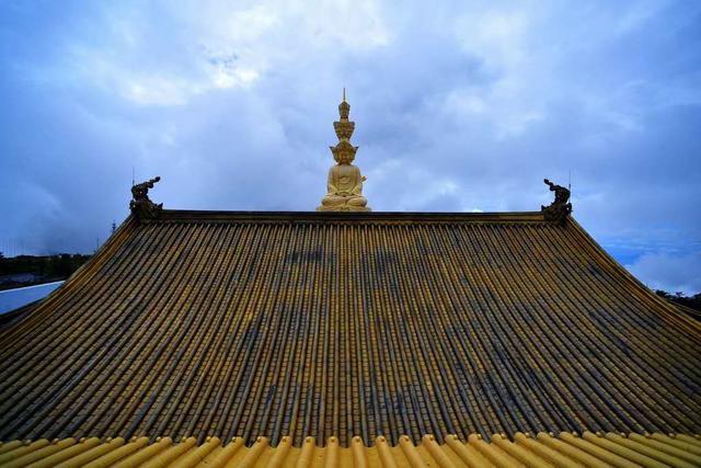 峨眉山金顶云海日出真是人间胜景,峨眉山金顶云海风景视频