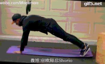 好体型练习动作,肩胛骨突出含胸驼背怎么治疗